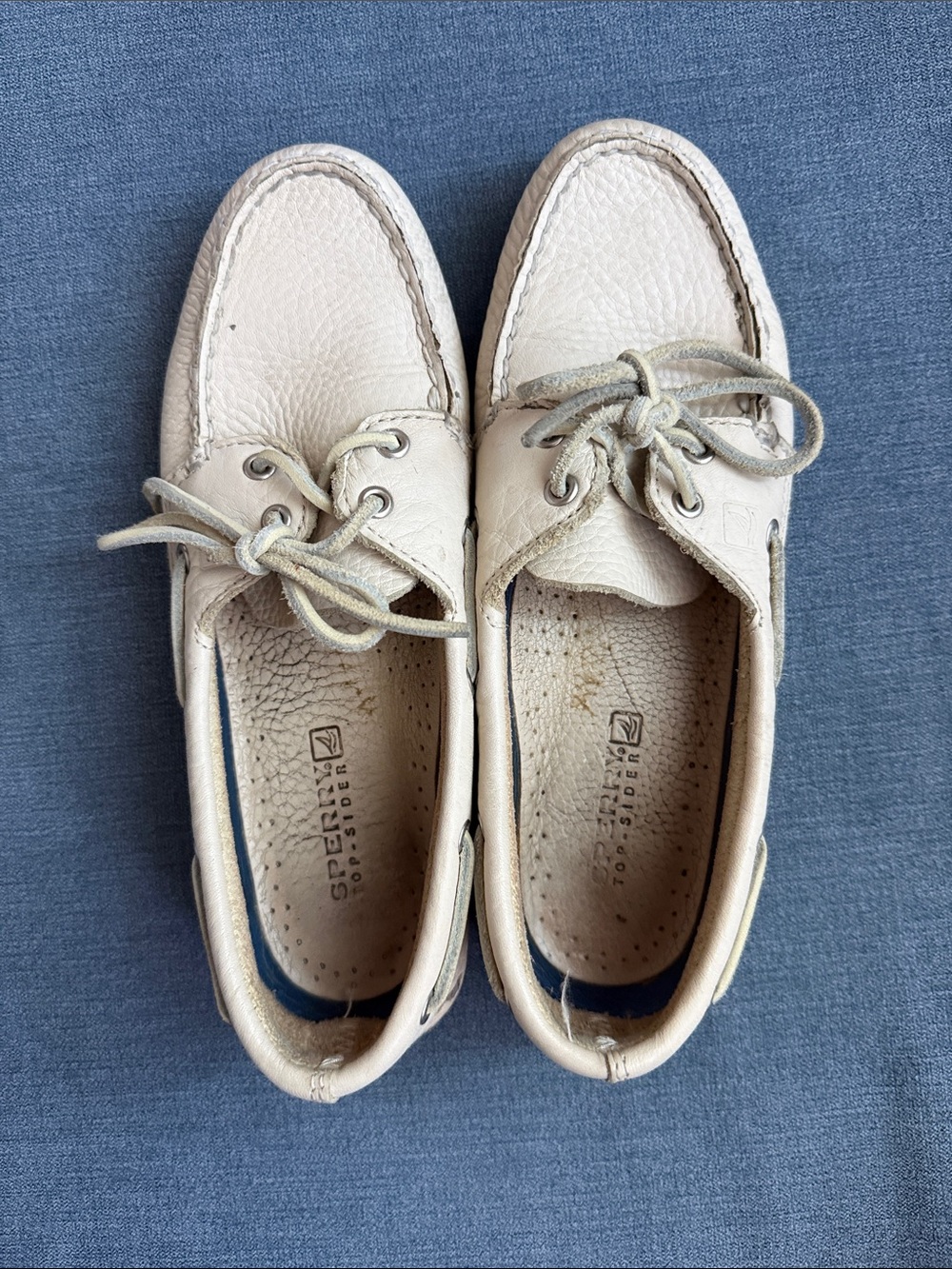Cream Sperry Topsiders